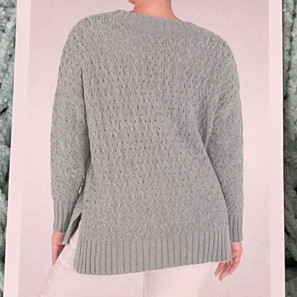 Seven7 Textured Chenille Sweater in Mint L Large - Picture 10 of 10
